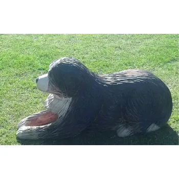 Bernský salašník - dřevěná socha psa