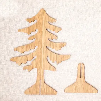Vánoční dekorace Dřevěná dekorace vánoční strom světle hnědá S