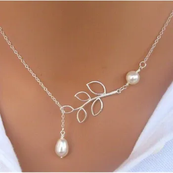 Náhrdelník Elegantní náhrdelník s perlou