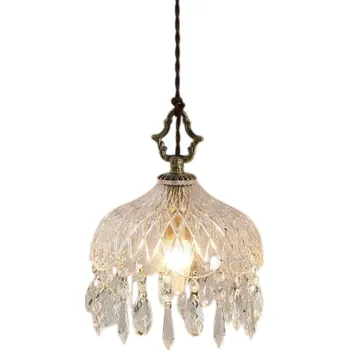 Retro závěsný lustr se skleněnou kopulí a broušenými krystaly Elegantní LED lampa s E14 objímkou Kovová konstrukce Luxusní design Osvětlení 5-10 m²