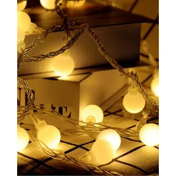 Vánoce Světelný LED řetěz s koulemi světle žlutá M