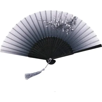 Karnevalový doplněk Čínský skládací dámský bambusový vějíř Šedý vějíř s rozkvetlou větví Elegantní doplněk Tanec Dekorace Fotografování Kostým