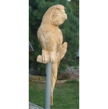 Socha papouška - dřevosochání motorovou pilou