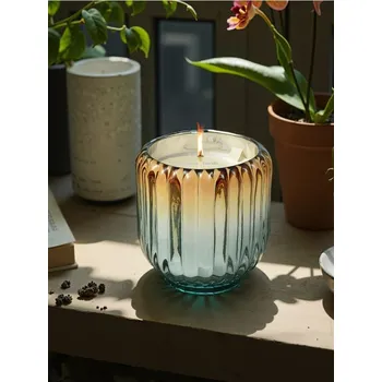 Svíčka Sinsay - Vonná svíčka French Vanilla - zelená - 526FQ-07X - 526FQ-07X-ONE