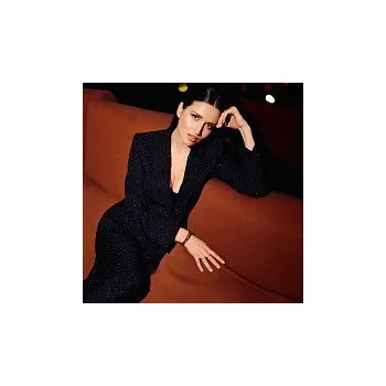 Hudba ELIZABETH KOPECKA – Proti i pro