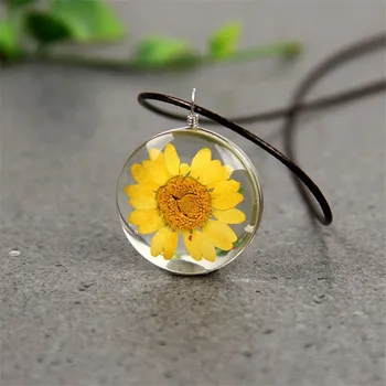 Náhrdelník Náhrdelník s přívěskem se sušenou květinou pro štěstí | dámský šperk, dětský náhrdelník - 5