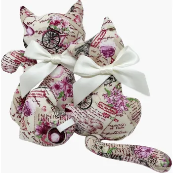 Dekorativní polštářek Kočka s levandulí + přívěsek srdce - Paříž Varianta: kočička, Dárkové balení: ne