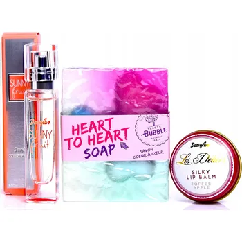 Kosmetická sada DOUGLAS SUNNY FRUIT EDT EDT 15ml + DOUGLAS hydratační balzám na rty JABLKO TOFFEE 9 g + GLYCERINOVÉ TYČOVÉ MÝDLO SE SRDCIOVÝMI OLEJE DÁREK 145 g