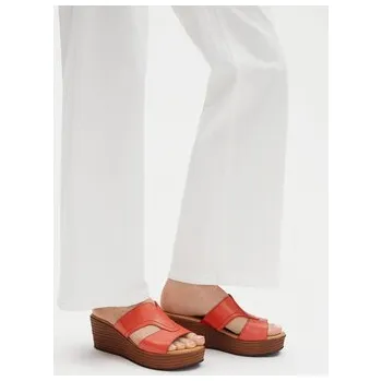 Dámské pantofle Nazouváky Lasocki WI16-NYASA-01 Červená 37