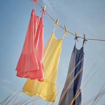 Dívčí šaty Reserved - Mušelínové šaty na ramínka - svítivě růžová - 897EG-42X - 897EG-42X-128