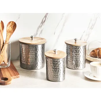 Dóza na potraviny Sada 3 dekorativních nádob stříbrná hliníková dóza s dřevěným víkem úložné nádoby na potraviny kuchyně Beliani