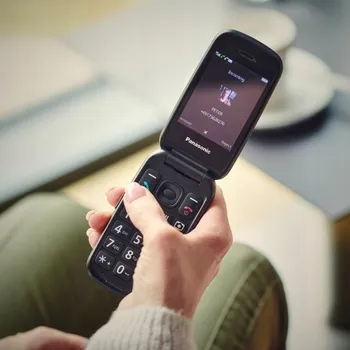 Mobilní telefon Panasonic KX-TU550EXR telefon pro seniory s 4G klapkou
