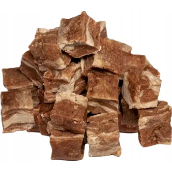 Pamlsek pro psa MACED SM CUBE S HOVĚZÍM A TRESKOU 500 G