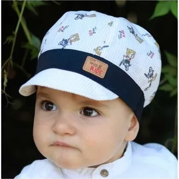 Kojenecká čepice letní kšiltovka s medvídky Marika velikost 46