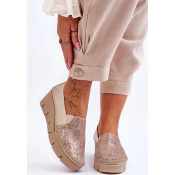 Dámská obuv Kožené tenisky na klínku Maciejka 5814A-10 Barva: Béžová, Velikost: 36