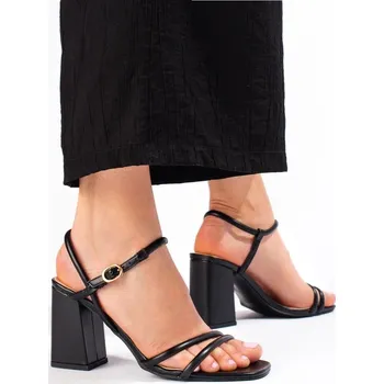 Dámské sandále Černé dámské sandály na širokém podpatku
