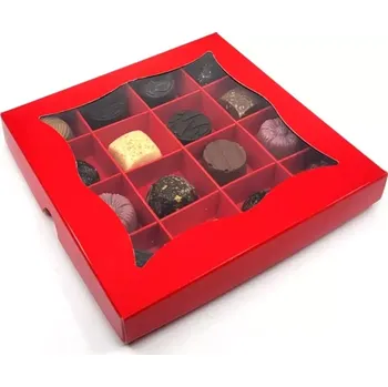 Dárková krabička Červená ušatá dárková krabička s mřížkou na pralinky 15x15x2 cm