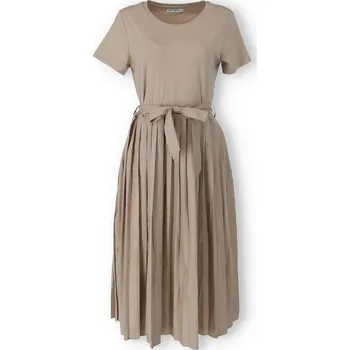 Dámské šaty Dlouhé šaty s plisé MH 8637 barva: hnědá-camel, velikost: L/XL