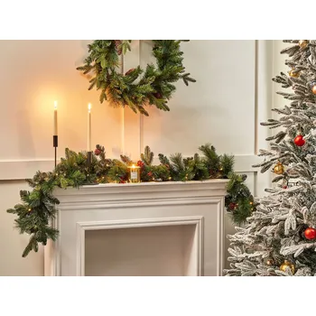 Vánoční dekorace Vánoční girlanda zelená Syntetický materiál 180 cm osvětlená s LED světly Sezónní dekorace Zimní sváteční zeleň Beliani