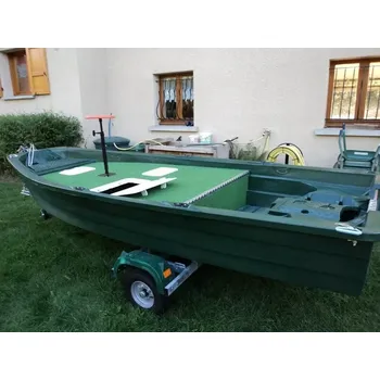 Člun Armor Armor 400