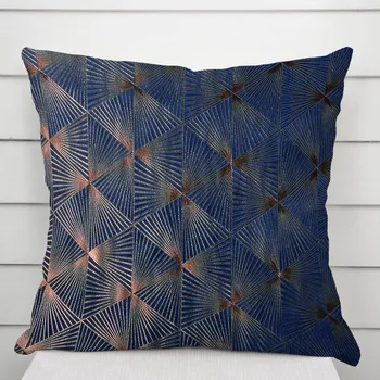 Povlak na dekorativní polštářek Sametový povlak na polštář Isabela IBL-011 Rose Gold trojúhelníky na královsky modrém 35 x 45 cm