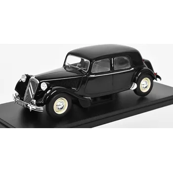 autíčko Citroen Traction 15-SIX 1953 1:24 - Hachette časopis s modelem Citroen Traction 15 SIX 1953 - kovový model auta