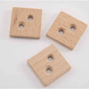 Knoflík Dírkový dřevěný knoflík - přírodní - rozměr 2,5 cm x 2,5 cm
