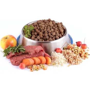 Krmivo pro psa Krmiva Hulín HOVĚZÍ ROASTBEEF se SUMCEM a HOVĚZÍM TUKEM 1,5 kg