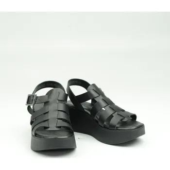 Dámské sandále Dámské sandály Tamaris 1-28018-42 001 black Velikost: 42