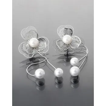 Náušnice Prosperk Stylové náušnice z leštěné chirurgické oceli,květ s perličkami