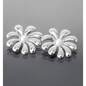 Náušnice Prosperk Náušnice z leštěné chirurgické oceli, květy s perličkou stříbrná