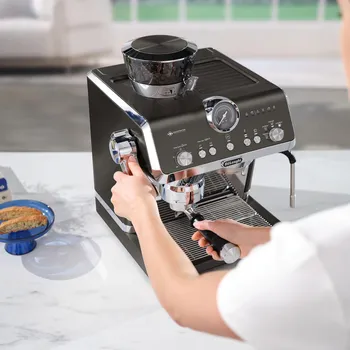 De'Longhi La Specialista Opera pěchování