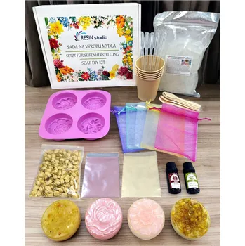 kreativní sada Dárková startovací sada na výrobu mýdel – malá