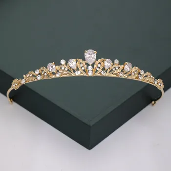 Souprava šperků B-TOP Luxusní svatební korunka ZIRKONIA - pozlacená