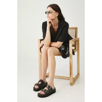 Dámské pantofle Kožené pantofle Medicine dámské, černá barva, na platformě RS25.OBD508 99X, EUR 40