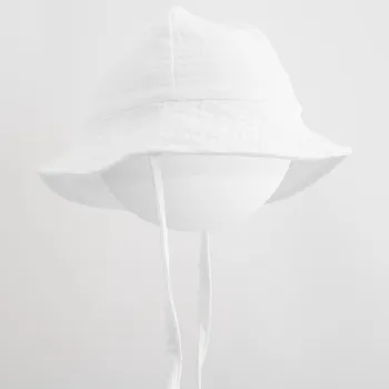 Kojenecký body Kojenecký mušelínový klobouček New Baby Elizabeth (vel. 62-86) Barva: Bílá, Velikost: 80 (9-12m)