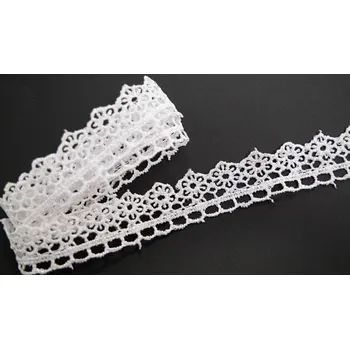 Vzdušná krajka - bílá s květinkami - šířka 1,8 cm