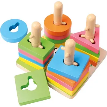 Dřevěná hračka Dřevěná motorická hračka - navlékání tvarů