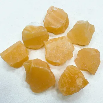 Dekorace do akvária Minerální kámen přírodní na dekorace | přírodní kámen, dekorace do akvária - Žlutý kalcit , 45-55 g