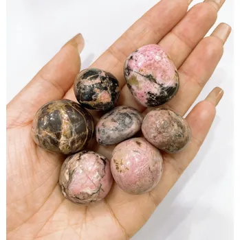 Přírodní kámen Přírodní leštěný kámen pro energii a dekoraci | krystal dekorace | přírodní minerály - rodonit , 100 gramů