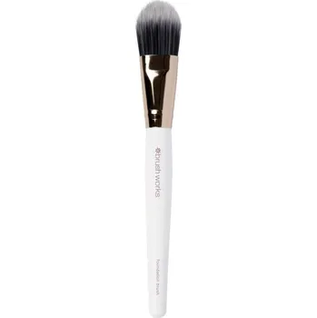 Kosmetický štětec Brushworks Foundation Brush plochý štětec na make-up 1 ks