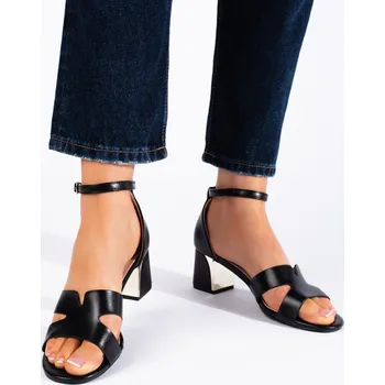 Dámské sandále Černé sandály na nízkém podpatku 3148B Velikost: 39