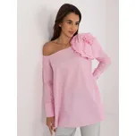 Růžová elegantní halenka s květinovou broží LK-BZ-509656.21-pink Velikost: M