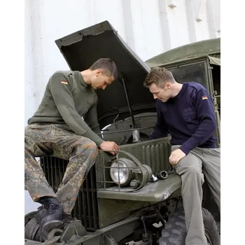 Pánský svetr Svetr BW pullover ZELENÝ originál použitý Svetr BW pullover ZELENÝ originál použitý vel. 52