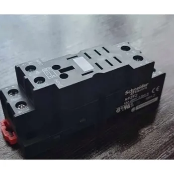 spínač Relé Schneider Electric 250 V IP20 1 A