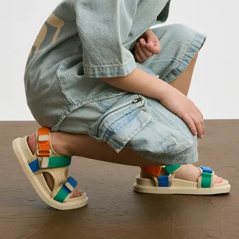 Chlapecké sandály Reserved - Barevné sandály se zapínáním na suchý zip - vícebarevná - 049EF-MLC - 049EF-MLC-28