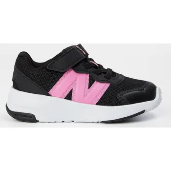 Dívčí tenisky Boty New Balance Black 1091076 C6 (23)