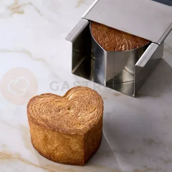 Kuchyňská sůl Forma z nerezové oceli, 80x70x50 mm, Heart | PAVONI, CV4