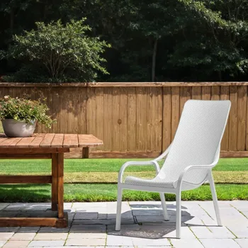 Lehké a pevné zahradní židle v různých barvách