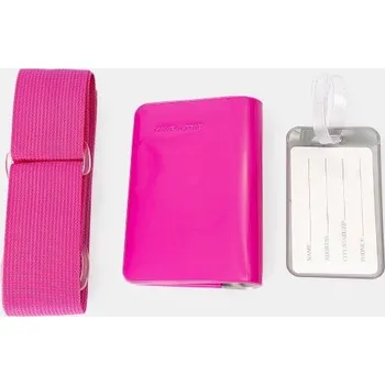 Příslušenství k zavazadlu Sinsay - Cestovní sada: jmenovka na zavazadlo, popruh a obal na pas - pastelová růžová - 251FU-03X - 251FU-03X-ONE